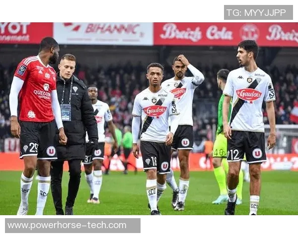 布雷斯特与梅斯激战正酣比分揭晓精彩瞬间回顾