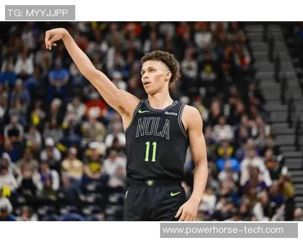 戴森丹尼尔斯崛起之路：从青涩新星到篮球场上的全能战士