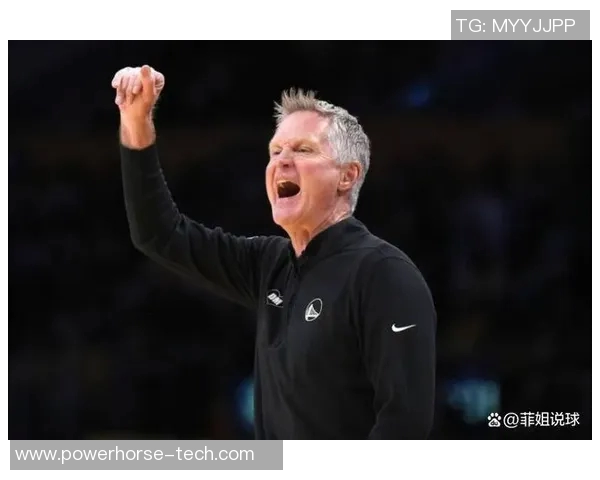 篮网队主帅因不满裁判吹罚遭禁赛，球迷怒火中烧