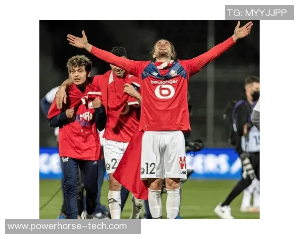 朗斯与瓦朗谢讷的激烈对决揭示法甲新赛季的竞争格局 朗斯与瓦朗谢讷的激烈对决揭示法甲新赛季的竞争格局