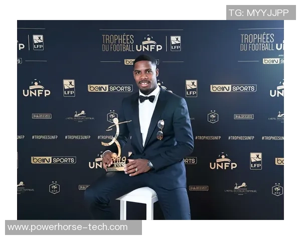 迈尼昂的崛起与挑战:从新星门将到世界级守护者的传奇之路 迈尼昂的崛起与挑战:从新星门将到世界级守护者的传奇之路