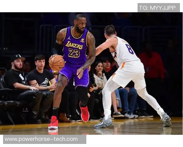 湖人队与太阳队在2018年10月25日的激烈对决回顾与精彩瞬间分析